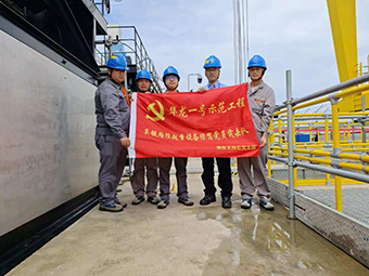 業(yè)主給華新機(jī)電黨員突擊隊(duì)頒了“金牌”！